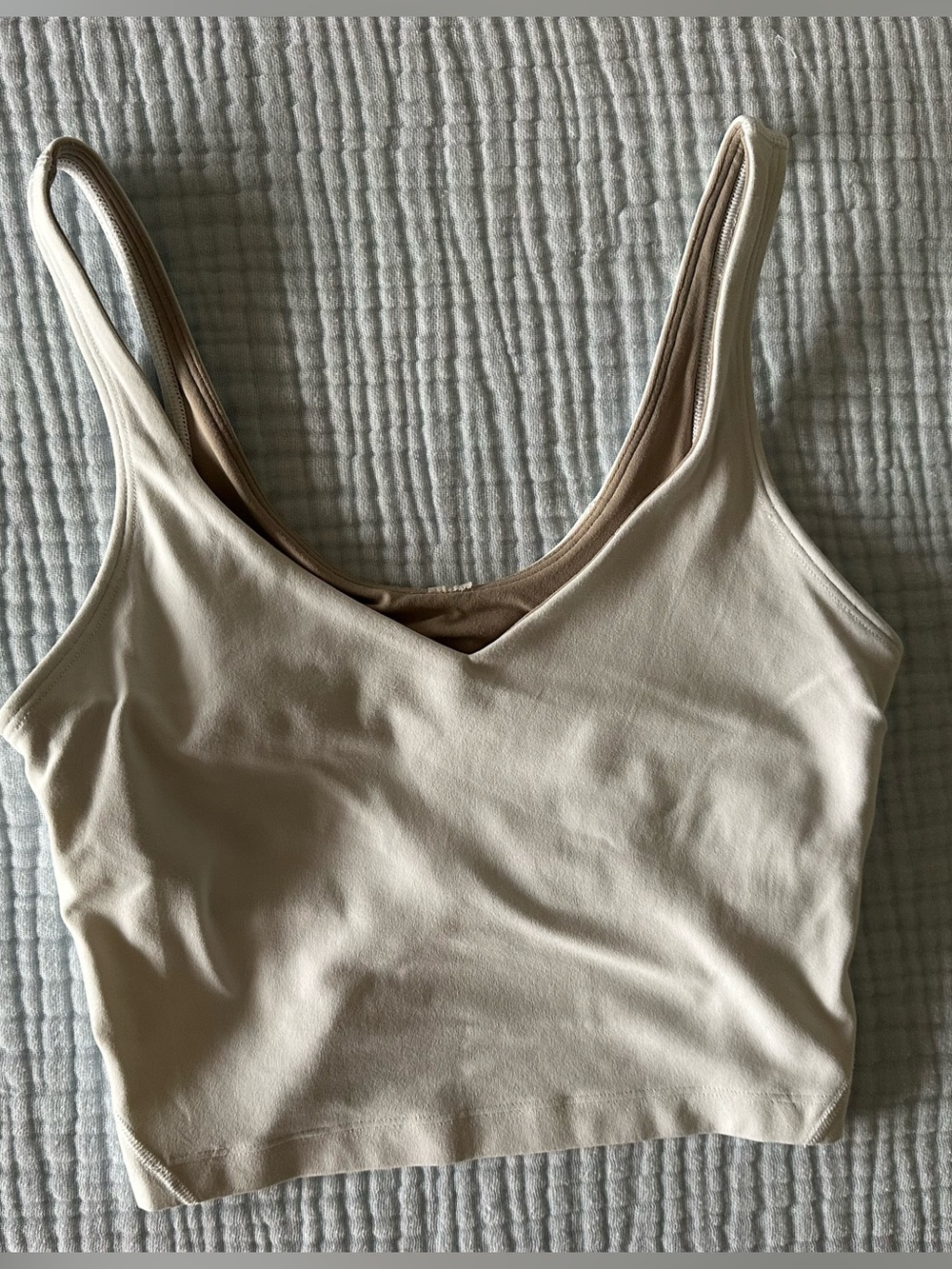 Lululemon cropped sports tank